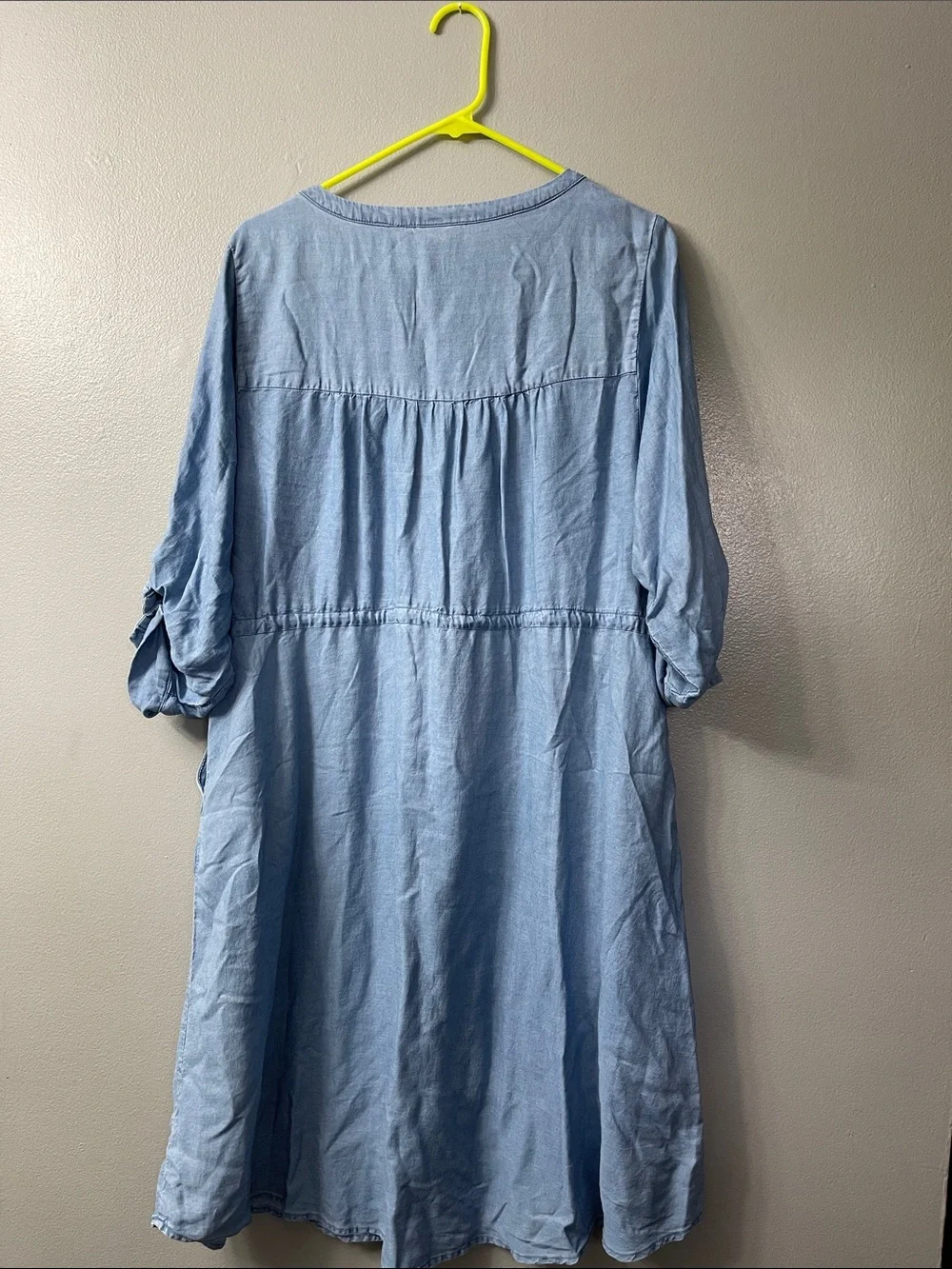 Torrid Chambray Split Neck Shirt Dress Women's Size 0 (12) Roll Tab Sleeves NWT - Picture 5 of 8